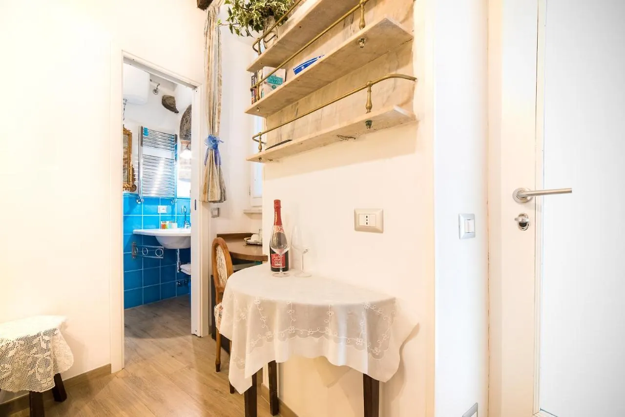 Guest house Via Mazzini - Francamaria Rooms Vernazza Italy