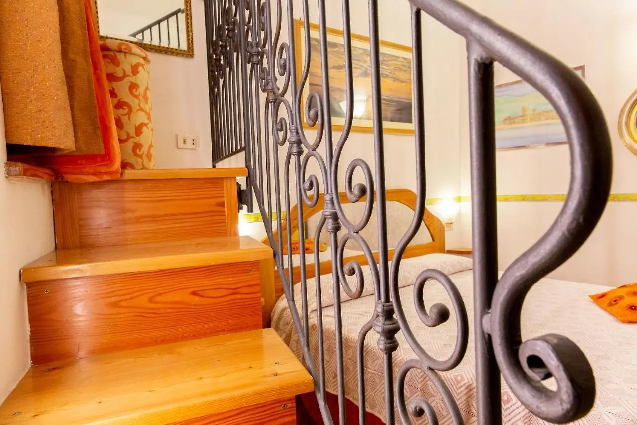Via Mazzini - Francamaria Rooms Vernazza
