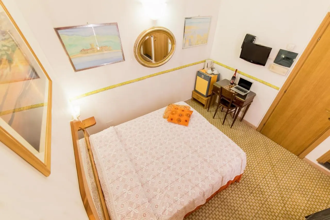 Guest house Via Mazzini - Francamaria Rooms Vernazza Italy