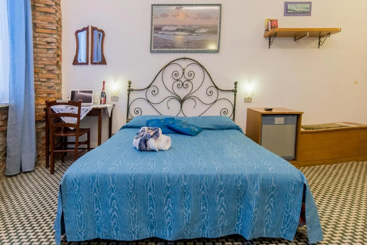 Via Mazzini - Francamaria Rooms Vernazza Penzion