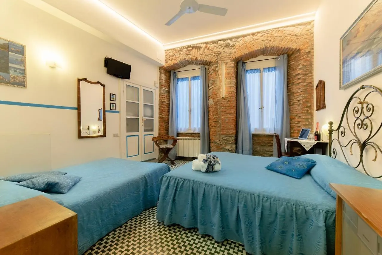 Via Mazzini - Francamaria Rooms Vernazza 0*,